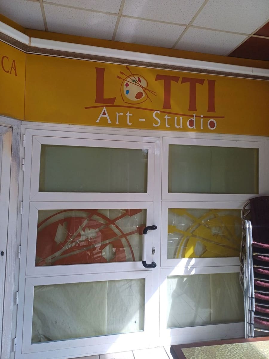 Erhverv til salg i Llanera - € 60.500 (Ref: 9006869)