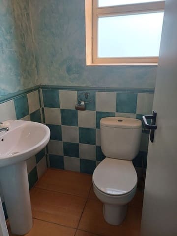 Erhverv til salg i Llanera - € 60.500 (Ref: 9006869)