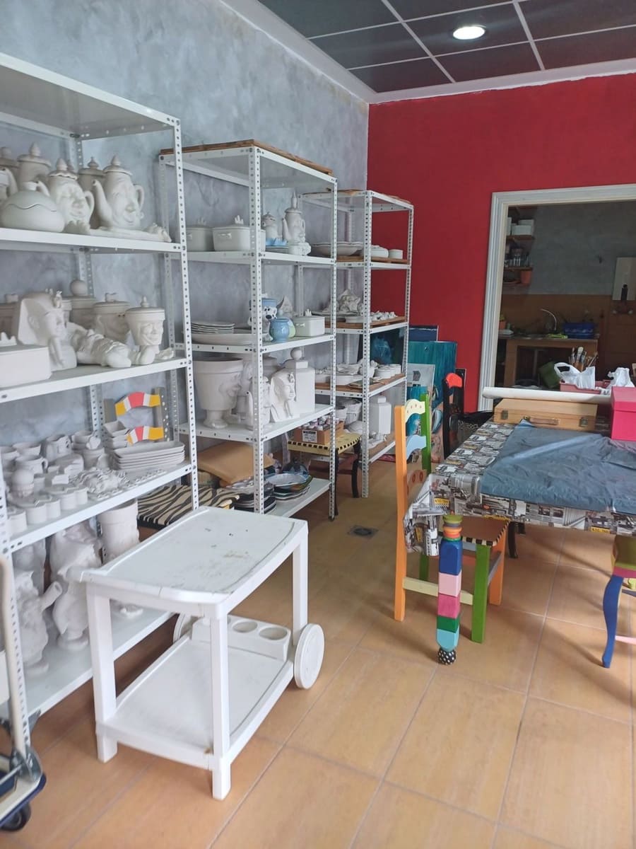 Erhverv til salg i Llanera - € 60.500 (Ref: 9006869)