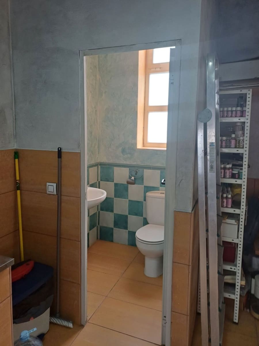 Erhverv til salg i Llanera - € 60.500 (Ref: 9006869)