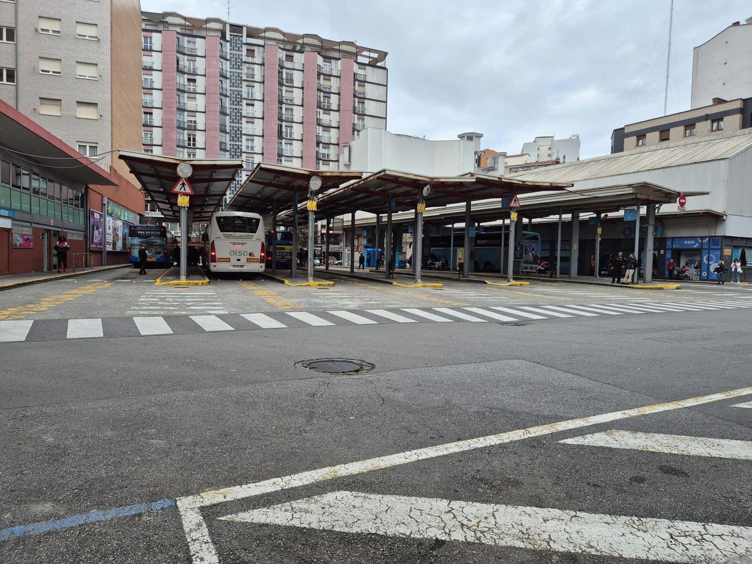 Erhverv til leje i Gijon - € 575 (Ref: 9016854)