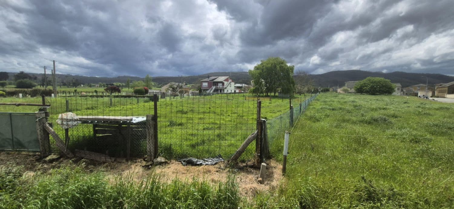 Grunde uden byggetilladelser til salg i Ribadeo - € 125.000 (Ref: 9016856)