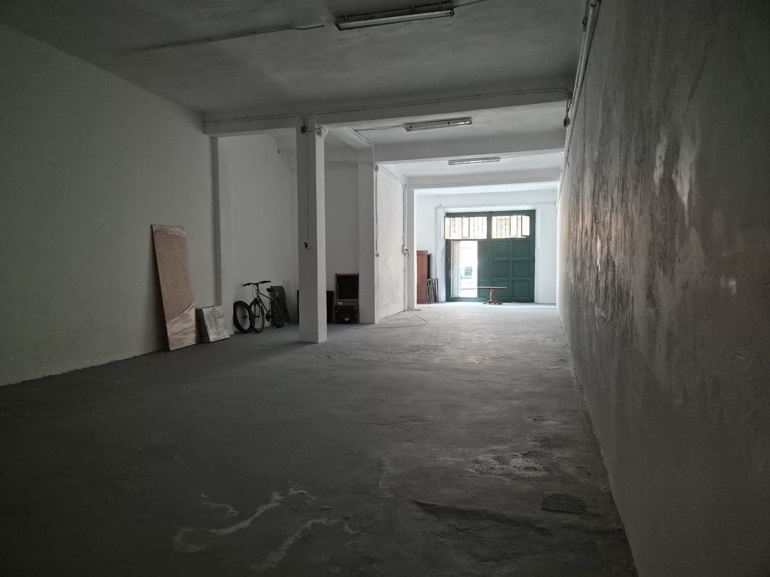 Erhverv til leje i Gijon - € 600 (Ref: 9016857)