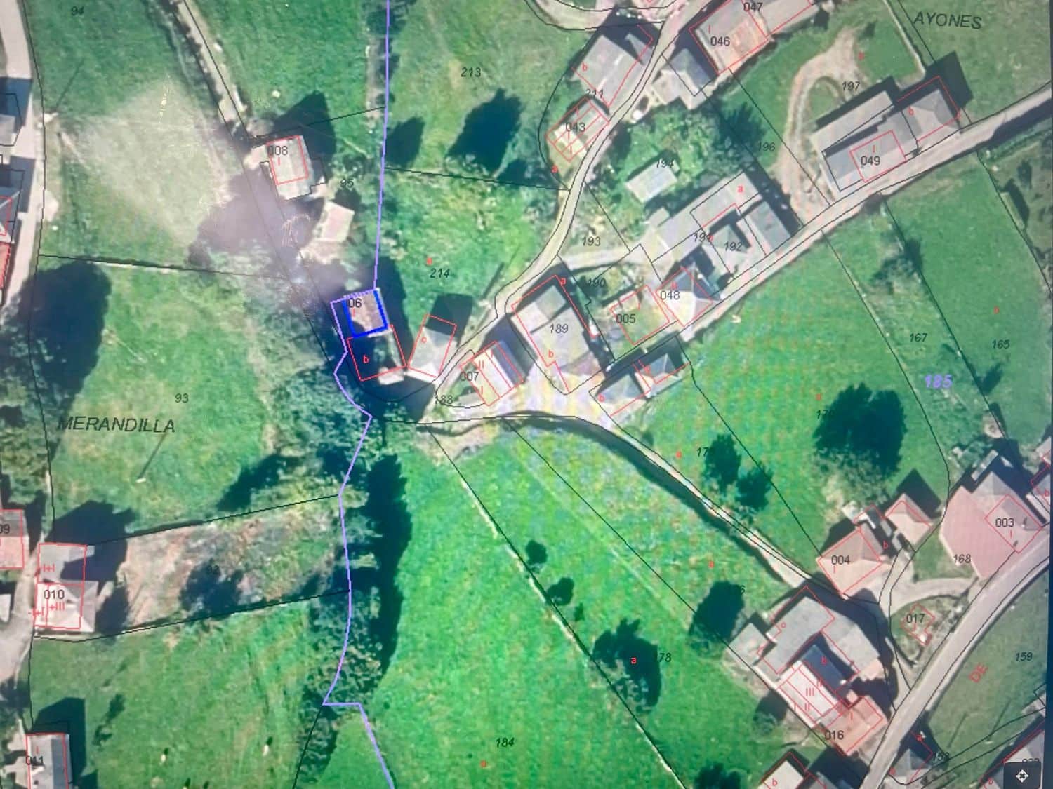 4 soveværelse Finca/Landehus til salg i Luarca - € 30.000 (Ref: 9020177)