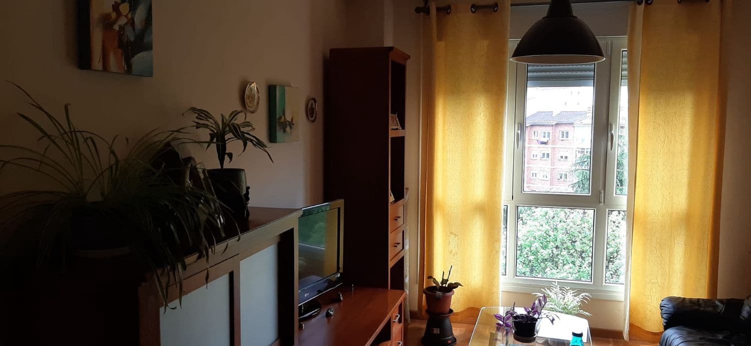 1 soveværelse Lejlighed til salg i Aviles med garage - € 132.000 (Ref: 9036287)