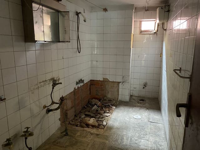 Bar/Restaurante en Centro Urbano, Gijón en alquiler - 1.000 € (Ref: 9036292)