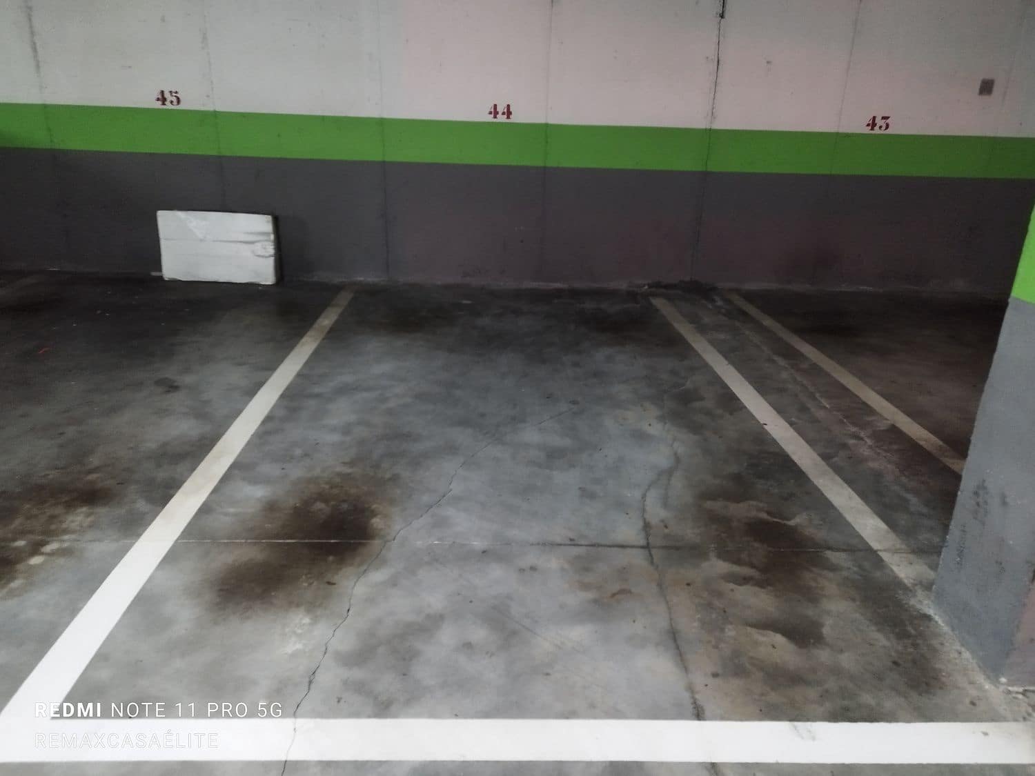 1 slaapkamer Appartement te huur in Oviedo met garage - € 700 (Ref: 9037806)