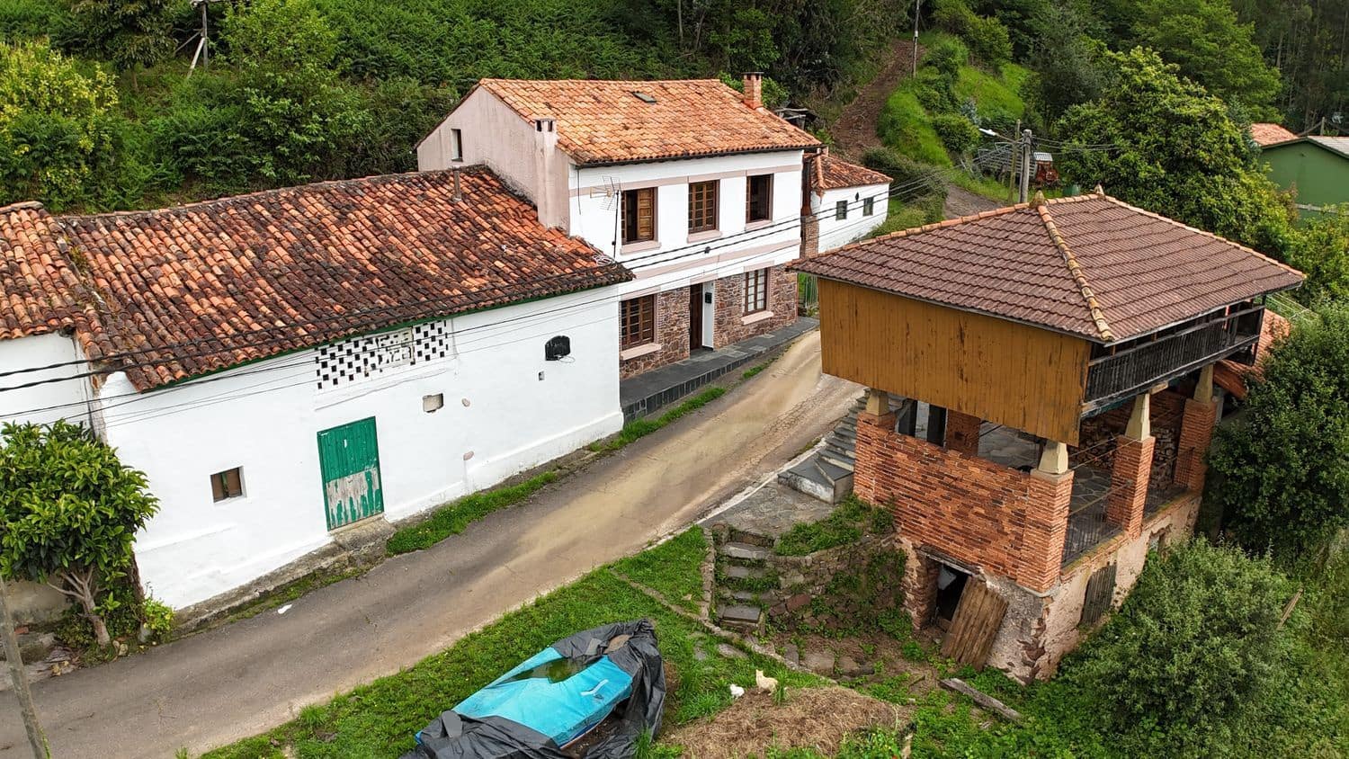 3 soveværelse Finca/Landehus til salg i Carreno med garage - € 287.000 (Ref: 9058780)