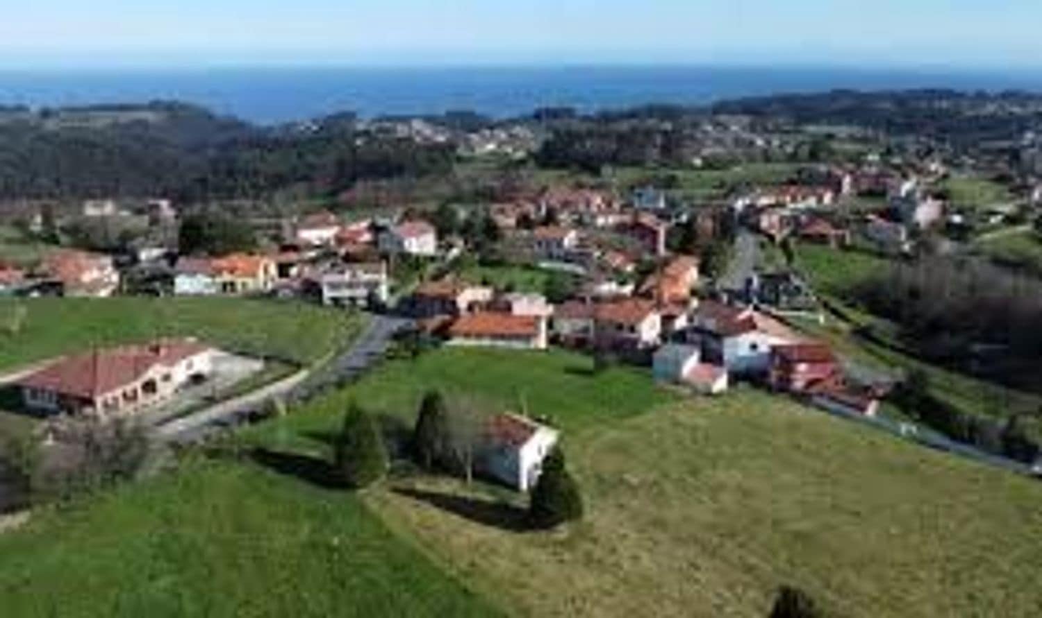 Grunde uden byggetilladelser til salg i Pravia - € 69.000 (Ref: 9058781)