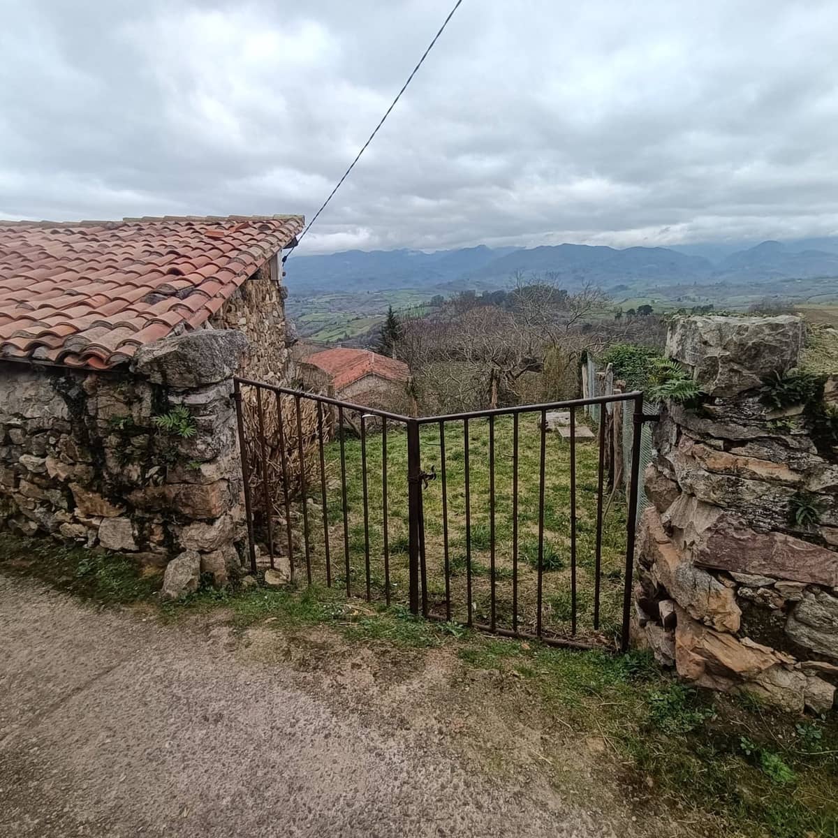 1 soveværelse Finca/Landehus til salg i Parres - € 49.000 (Ref: 9068534)