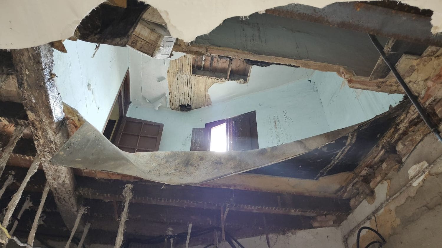 Byhus til salg i Langreo med garage - € 35.000 (Ref: 9072985)