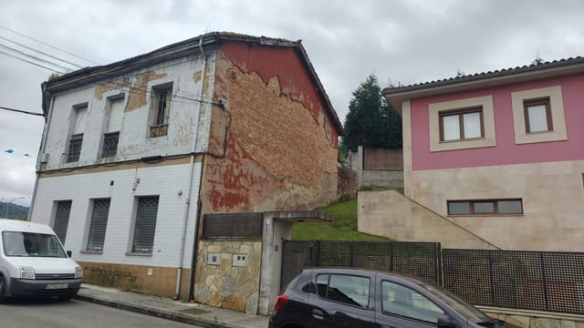 Byhus til salg i Langreo med garage - € 35.000 (Ref: 9072985)