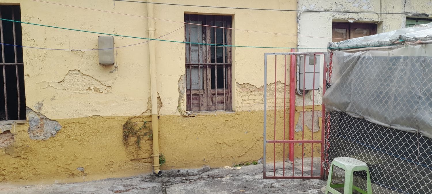 Byhus til salg i Langreo med garage - € 35.000 (Ref: 9072985)