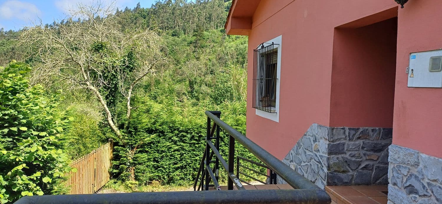 5 soverom Hus til salgs i Colunga med garasje - € 263 000 (Ref: 9074672)