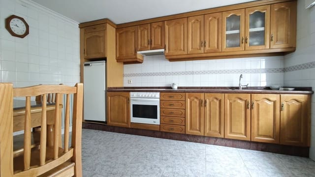 3 chambre Appartement à vendre à Aller avec garage - 49 500 € (Ref: 9075681)