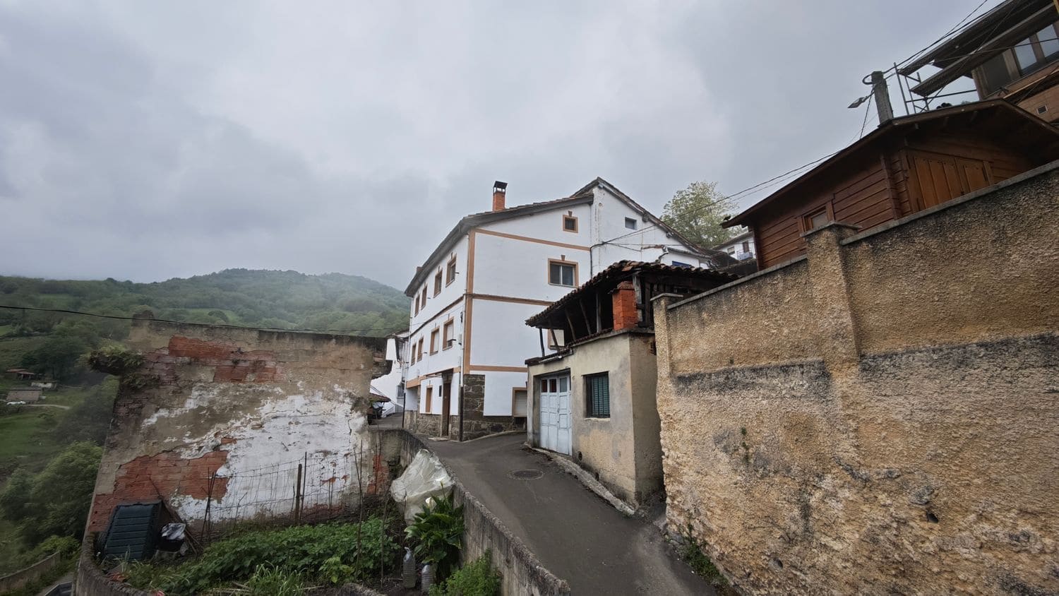 3 soveværelse Lejlighed til salg i Aller med garage - € 49.500 (Ref: 9075681)