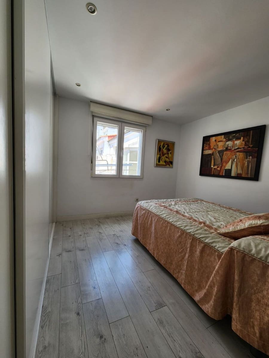 1 sovrum Lägenhet till salu i Gijon med garage - 75 000 € (Ref: 9084865)