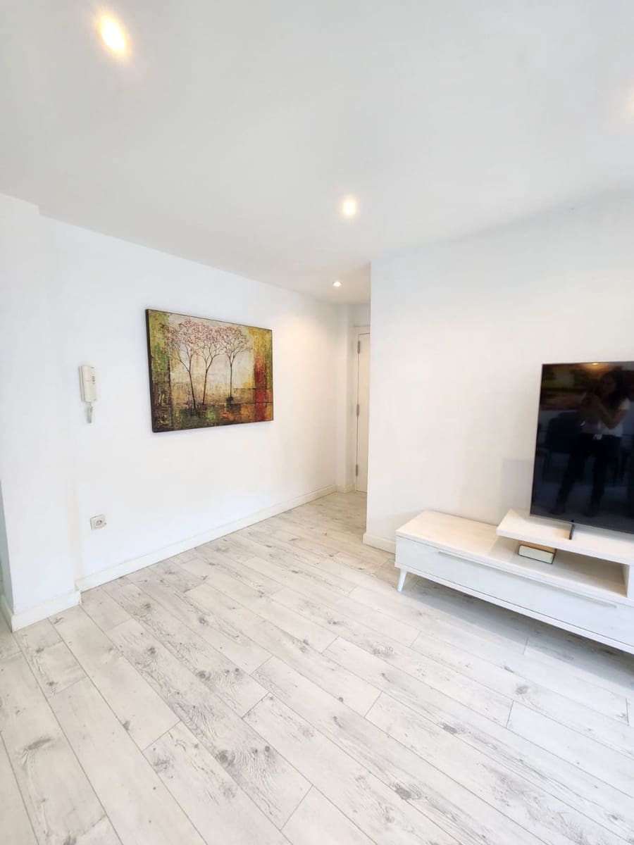 1 sovrum Lägenhet till salu i Gijon med garage - 75 000 € (Ref: 9084865)