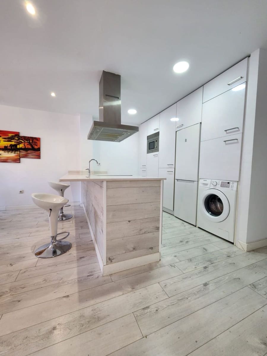 1 sovrum Lägenhet till salu i Gijon med garage - 75 000 € (Ref: 9084865)