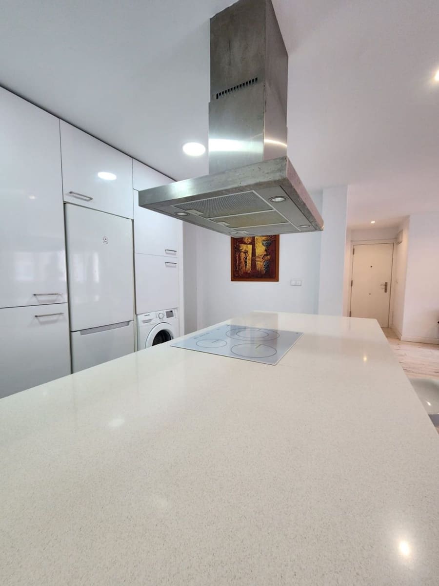 1 sovrum Lägenhet till salu i Gijon med garage - 75 000 € (Ref: 9084865)