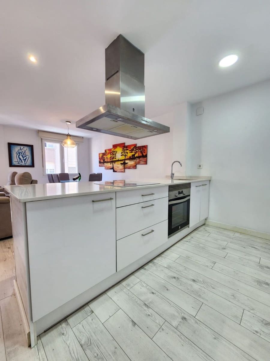 1 sovrum Lägenhet till salu i Gijon med garage - 75 000 € (Ref: 9084865)