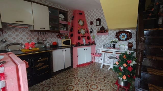 2 slaapkamer Finca/Landhuis te koop in San Martín del Rey Aurelio met garage - € 90.000 (Ref: 9088326)