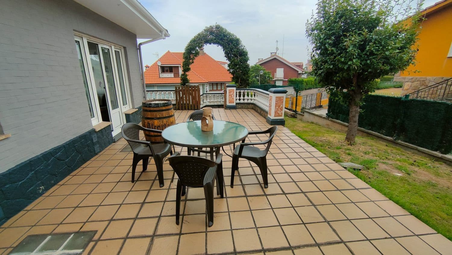 5 soveværelse Villa til salg i Carreno med swimmingpool garage - € 349.000 (Ref: 9100307)