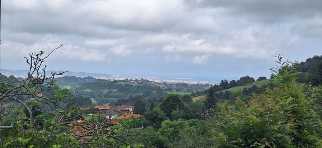 Mark till salu i Gijón - 78 000 € (Ref: 9102646)