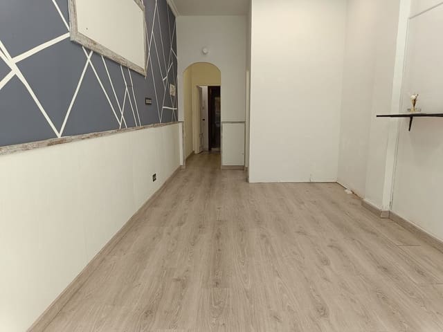 Erhverv til salg i Centro Urbano, Gijón - € 49.900 (Ref: 9102649)