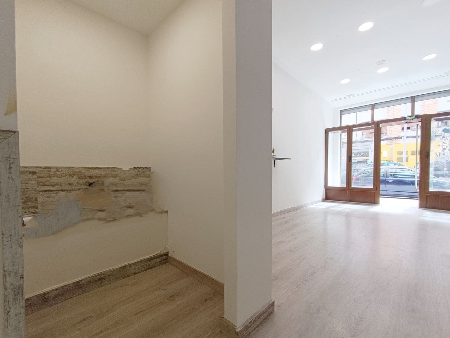 Erhverv til salg i Gijon - € 49.900 (Ref: 9102649)