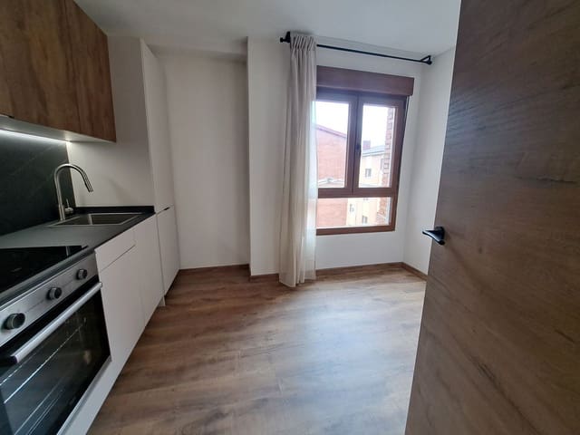 2 soveværelse Lejlighed til salg i Centro Urbano, Gijón - € 179.000 (Ref: 9104215)
