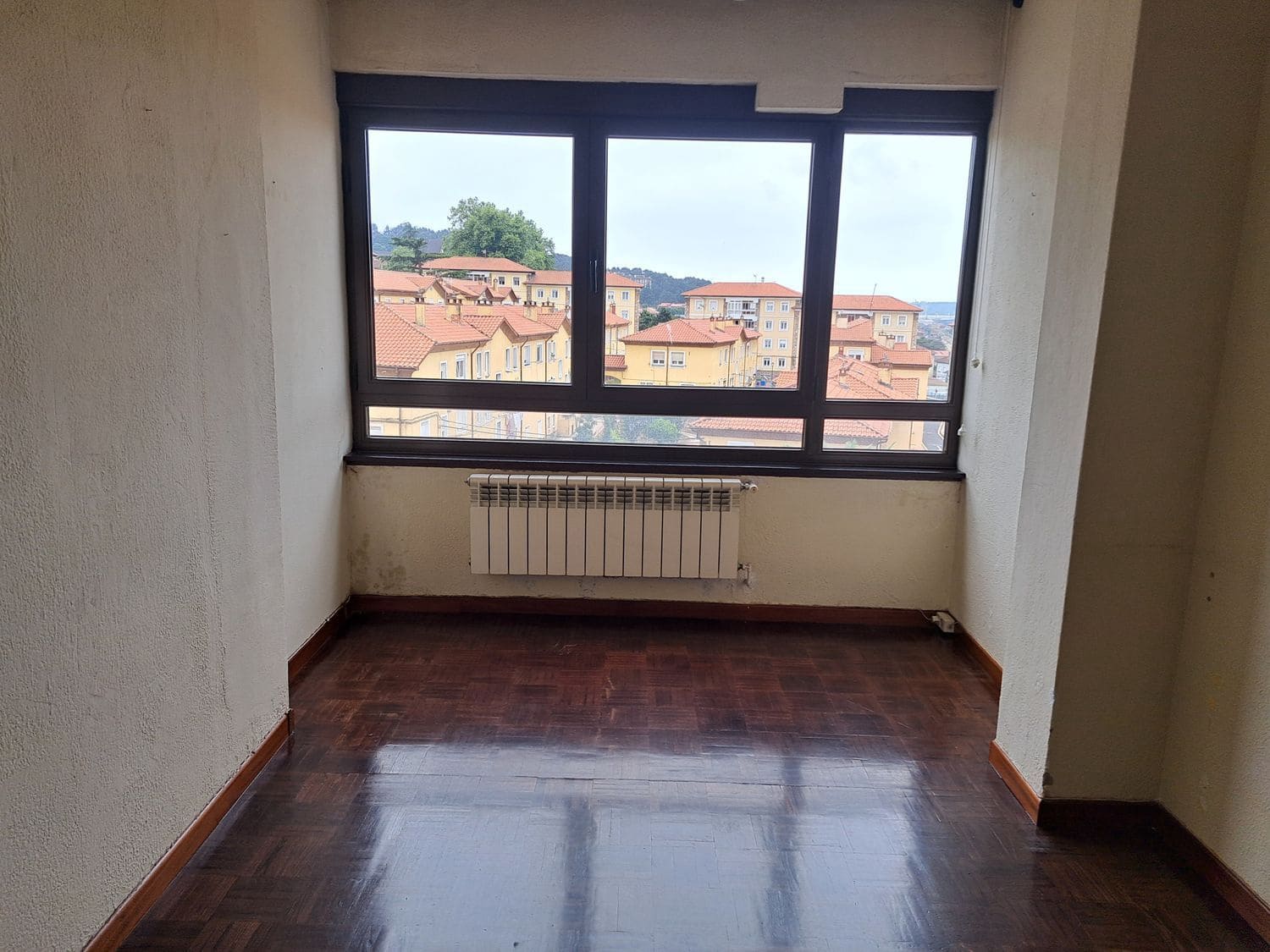 4 soveværelse Lejlighed til salg i Aviles med garage - € 260.000 (Ref: 9104219)