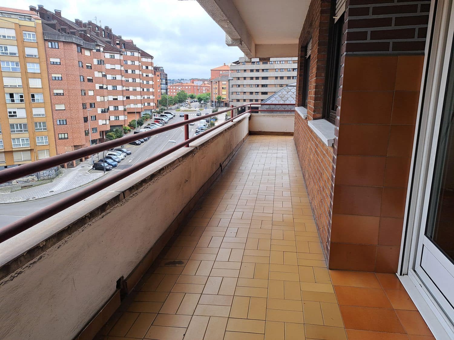 4 soveværelse Lejlighed til salg i Aviles med garage - € 260.000 (Ref: 9104219)