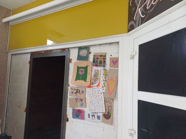 Virksomhed til salg i Llanera - € 49.900 (Ref: 9109910)