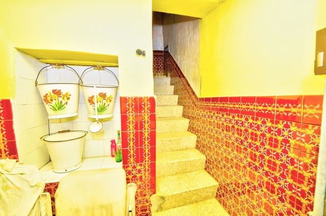 2 bedroom Townhouse for sale in Langreo with garage - € 38,000 (Ref: 9109914)