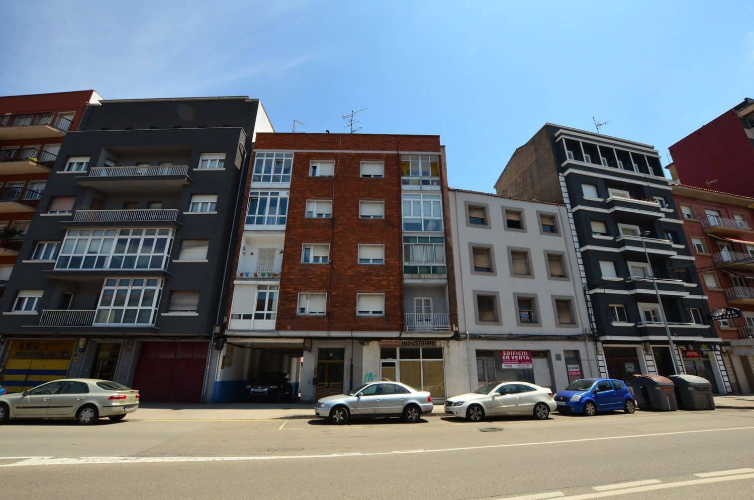 3 soveværelse Lejlighed til salg i Aviles med garage - € 89.000 (Ref: 9115699)