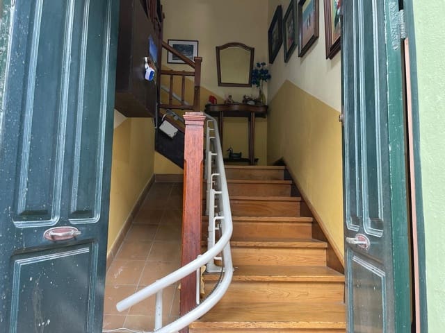 Hotel te koop in Luarca, Valdés - € 330.000 (Ref: 9116587)