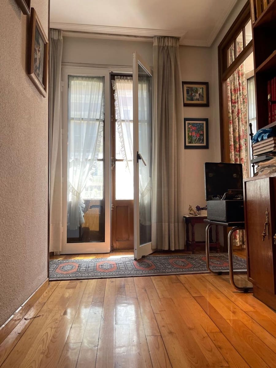 Hotel til salg i Luarca - € 330.000 (Ref: 9116587)