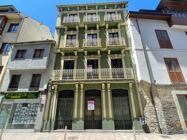 Hotel te koop in Luarca, Valdés - € 330.000 (Ref: 9116587)