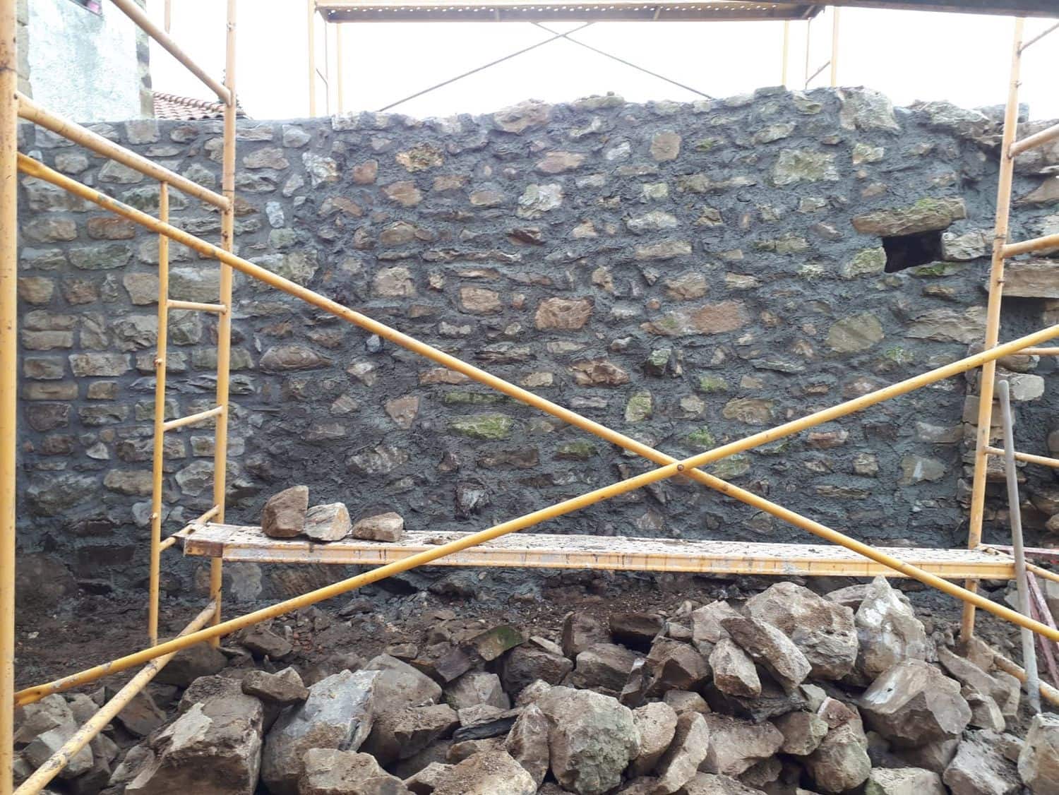 3 soveværelse Finca/Landehus til salg i Parres med garage - € 52.000 (Ref: 9118454)