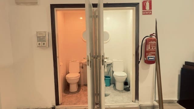 Erhverv til salg i Centro Urbano, Gijón - € 65.000 (Ref: 9118455)