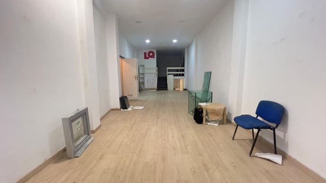 Commercial for sale in Centro Urbano, Gijón - € 65,000 (Ref: 9118455)