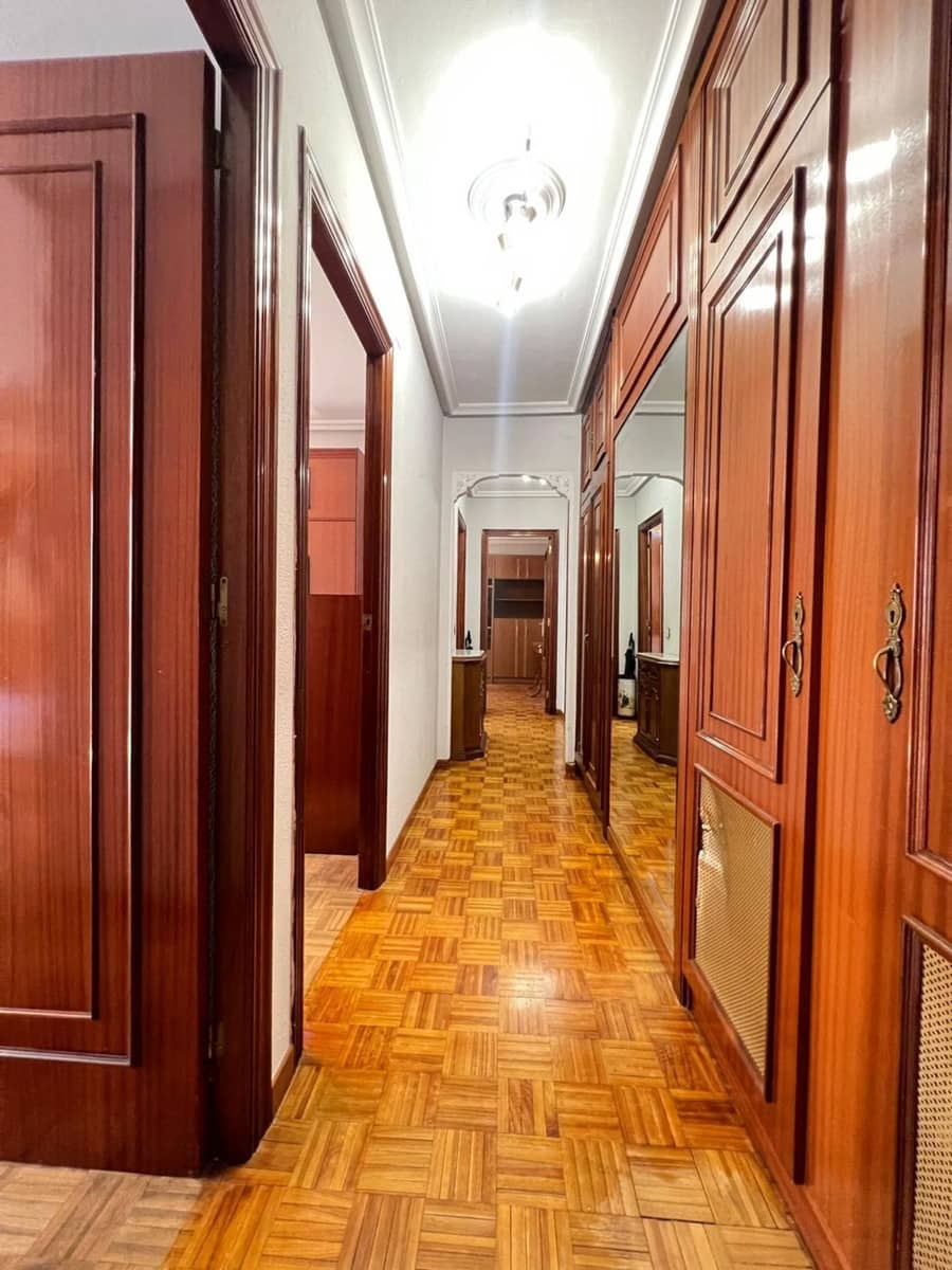 2 soveværelse Lejlighed til salg i Gijon med garage - € 159.600 (Ref: 9124560)