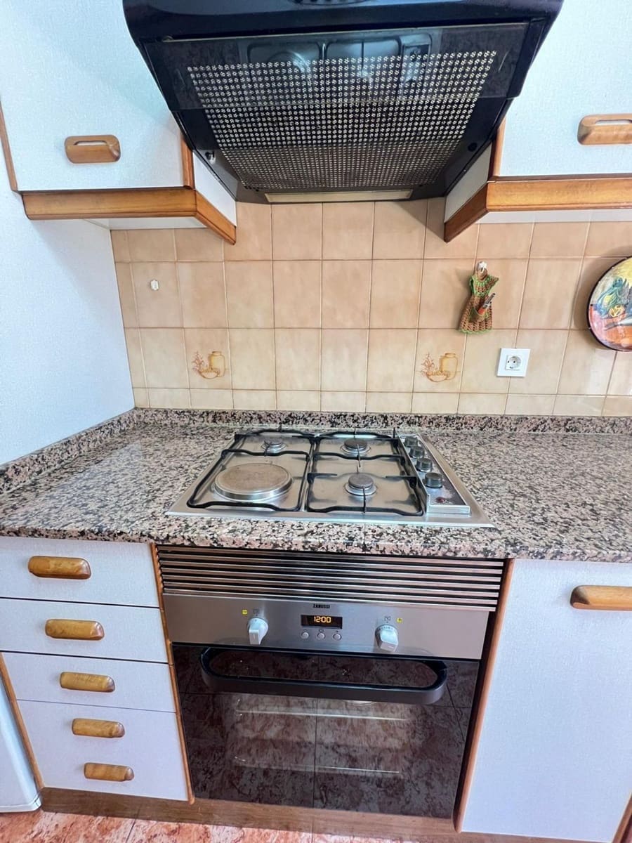 2 soveværelse Lejlighed til salg i Gijon med garage - € 159.600 (Ref: 9124560)