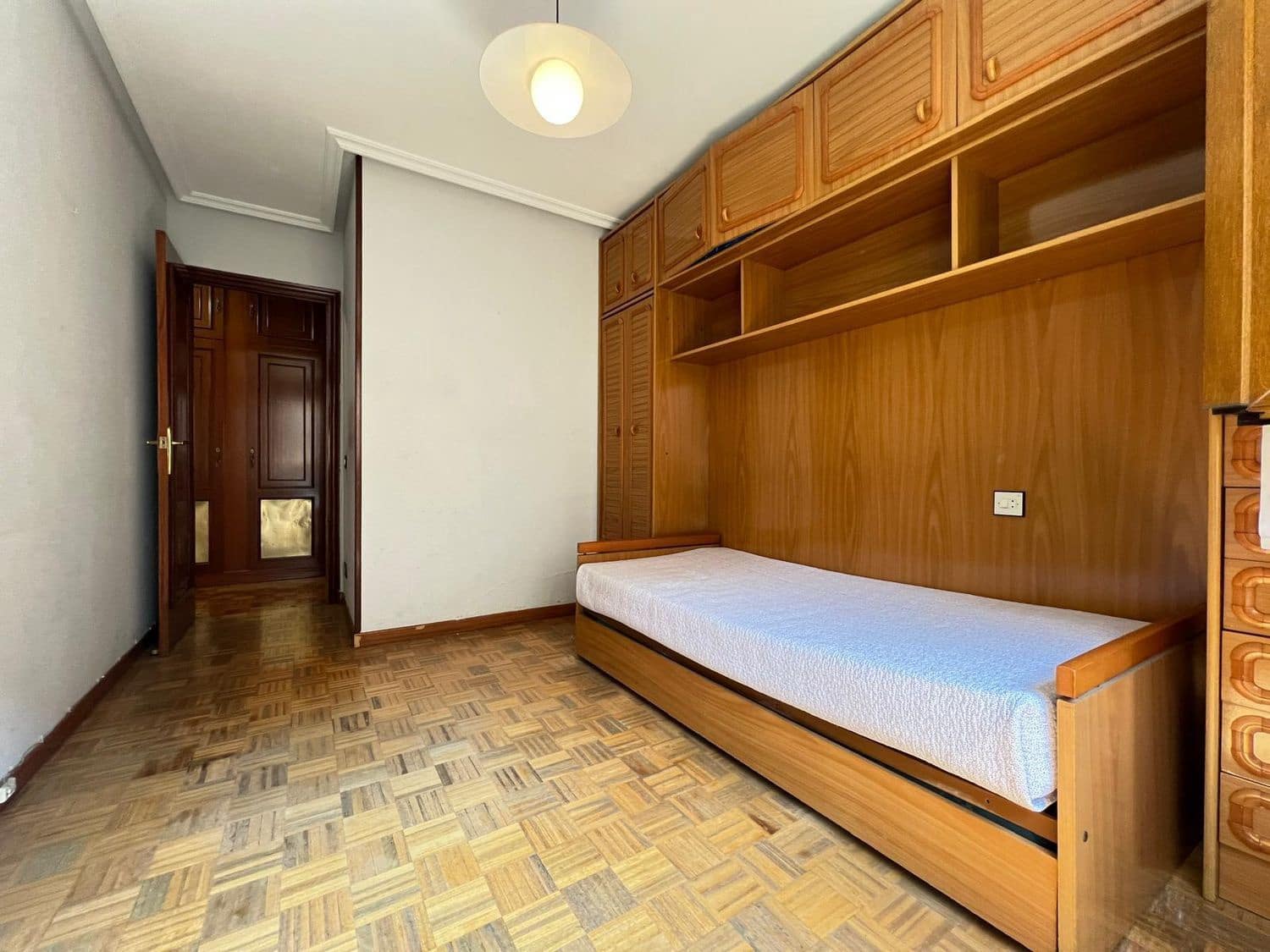 2 soveværelse Lejlighed til salg i Gijon med garage - € 159.600 (Ref: 9124560)