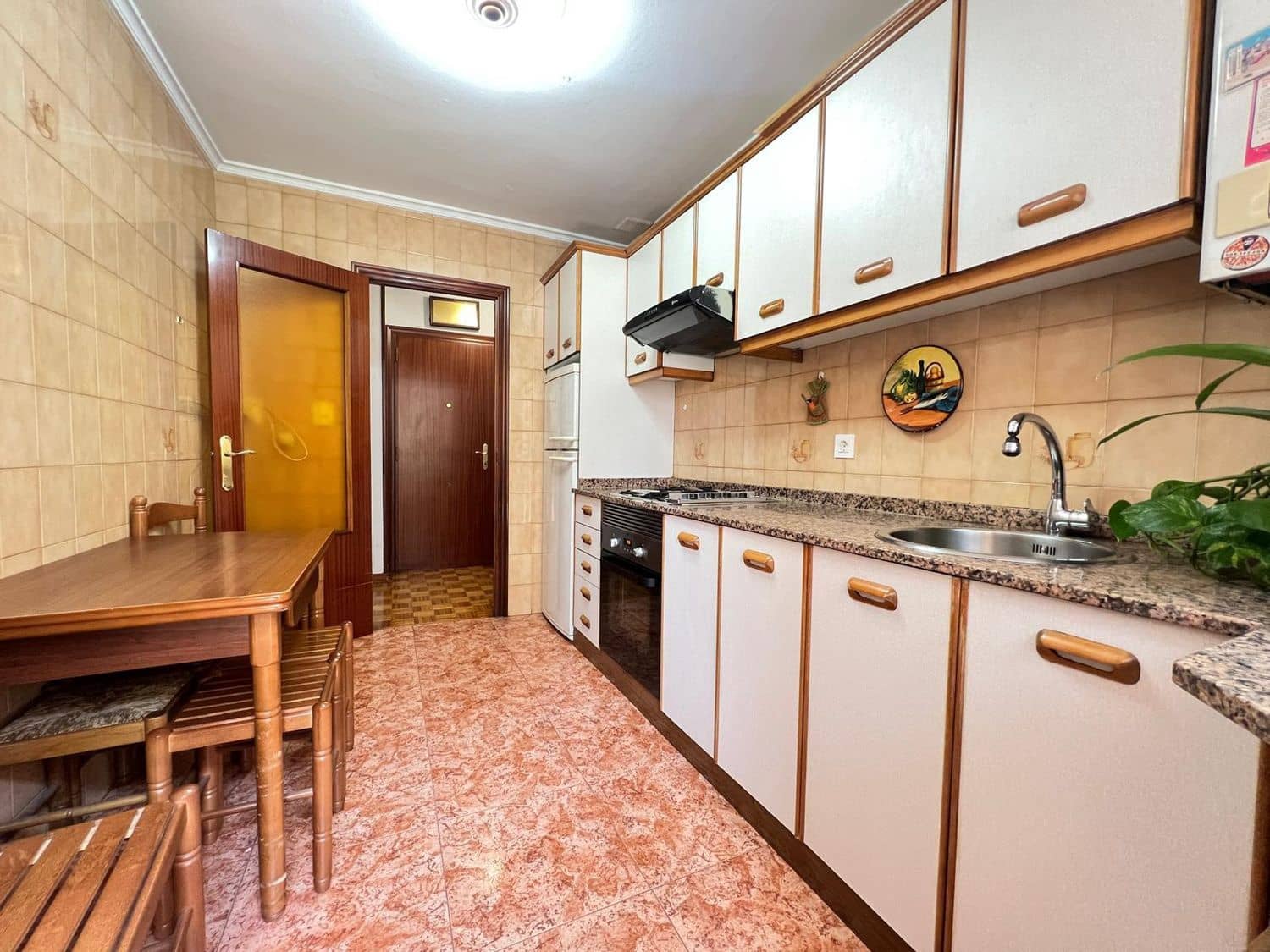 2 soveværelse Lejlighed til salg i Gijon med garage - € 159.600 (Ref: 9124560)