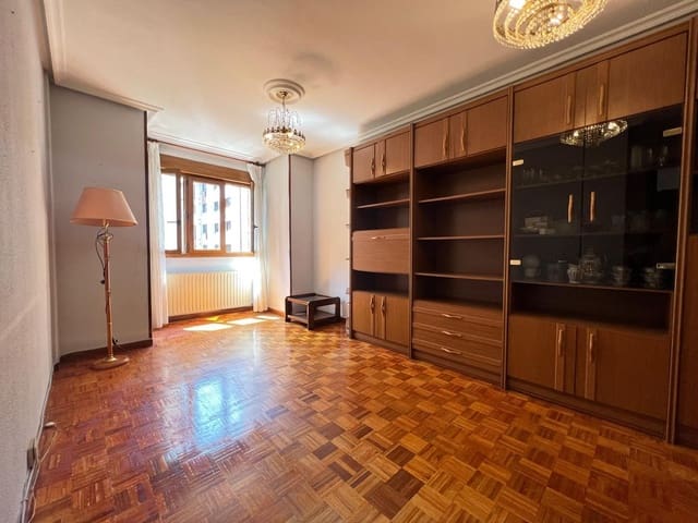 2 soveværelse Lejlighed til salg i Centro Urbano, Gijón - € 168.000 (Ref: 9124560)