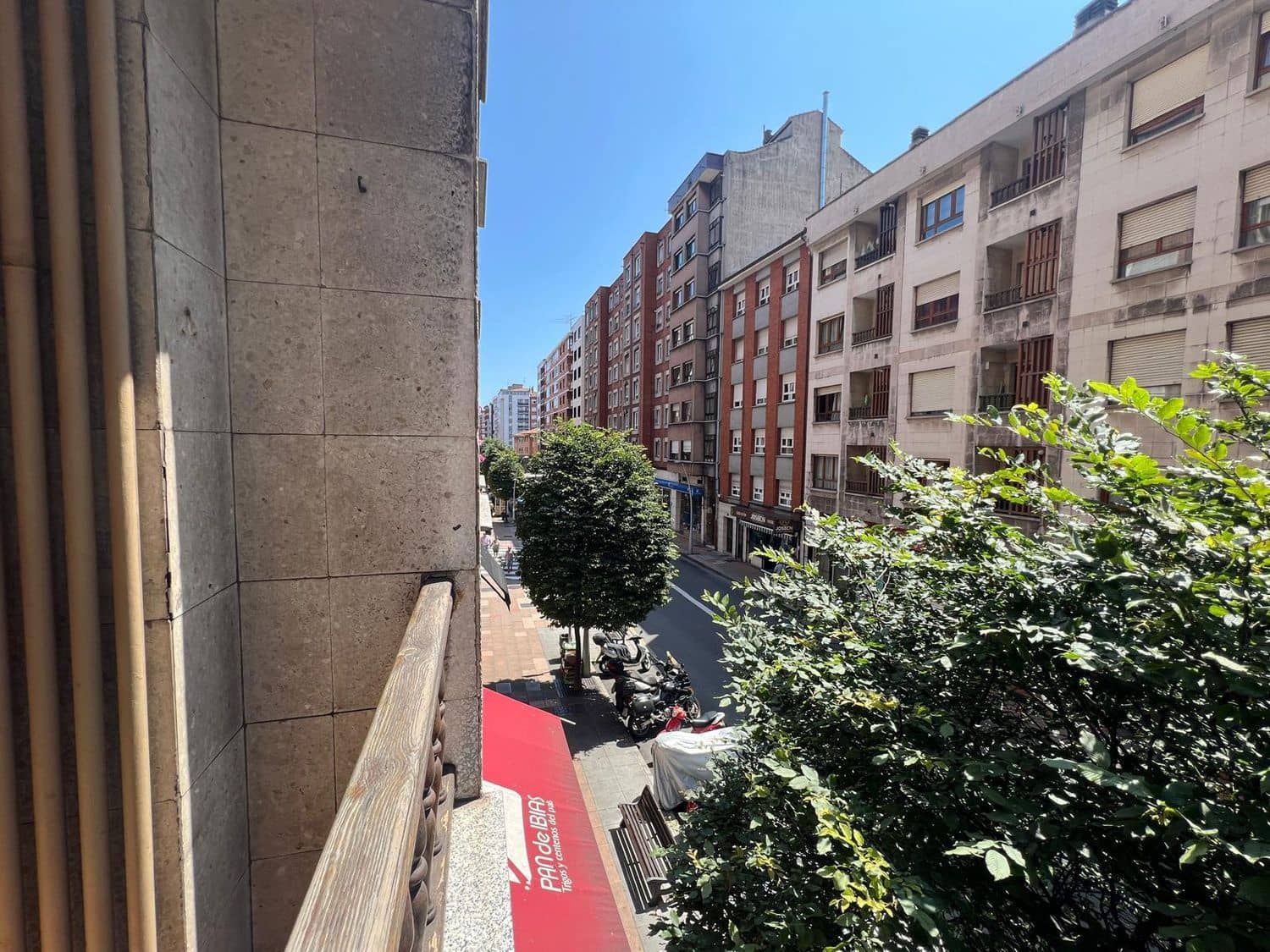 2 soveværelse Lejlighed til salg i Gijon med garage - € 159.600 (Ref: 9124560)