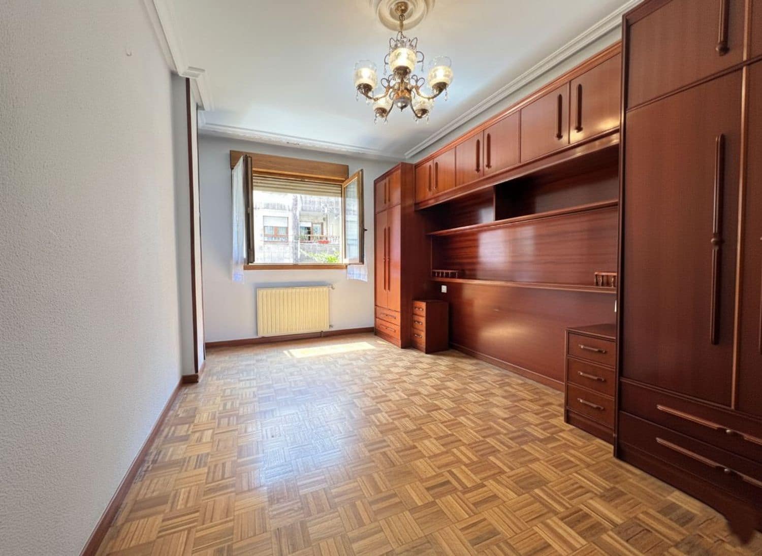 2 soveværelse Lejlighed til salg i Gijon med garage - € 159.600 (Ref: 9124560)