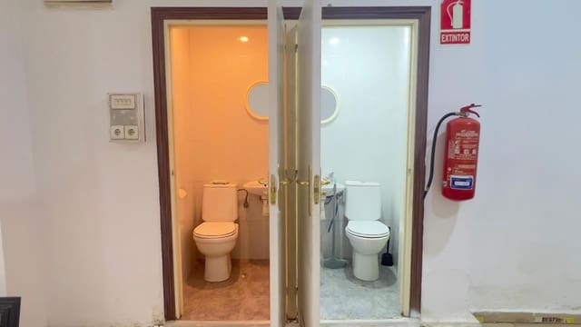 Local Comercial en Centro Urbano, Gijón en alquiler - 400 € (Ref: 9126601)